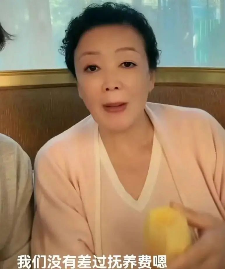 大S又没钱了？汪小菲的豪车法拍没人要，张兰说前夫没义务管插图