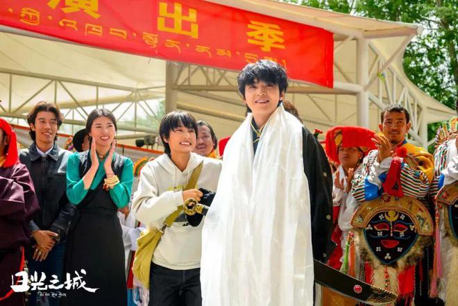 《日光之城》百度云网盘「1080p/HD高清资源下载」免费阿里云盘在线观看插图1