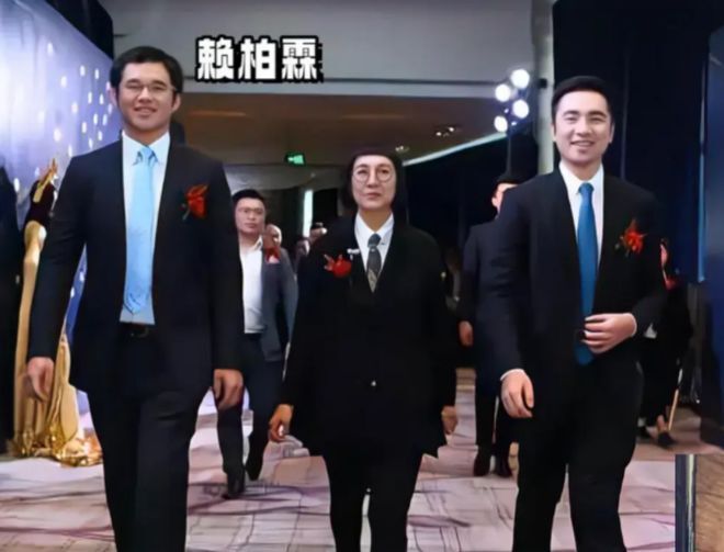 乔欣疑似结婚后续：男友竟是鸿荣源二公子赖柏霖，但公司却传破产了插图