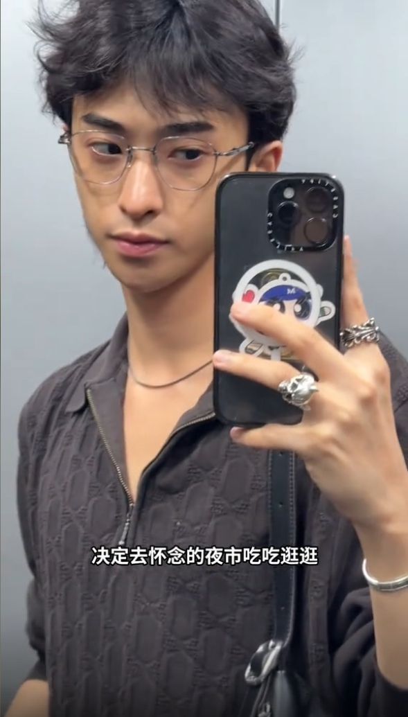 伊能静的儿子到庾澄庆家做客！哈利说话温柔，奶奶和妹妹的照片首度公开插图