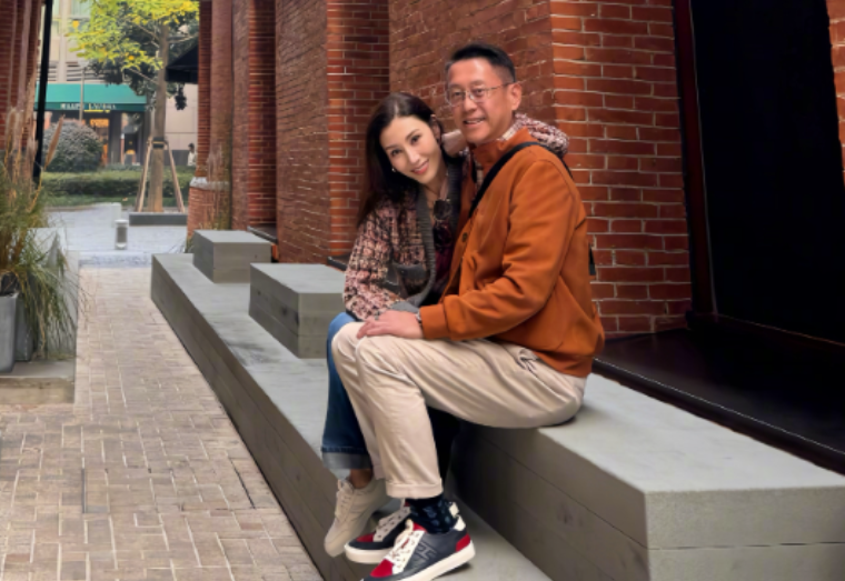 香港顶级富豪后代聚会，李嘉欣老公有点儿尴尬插图