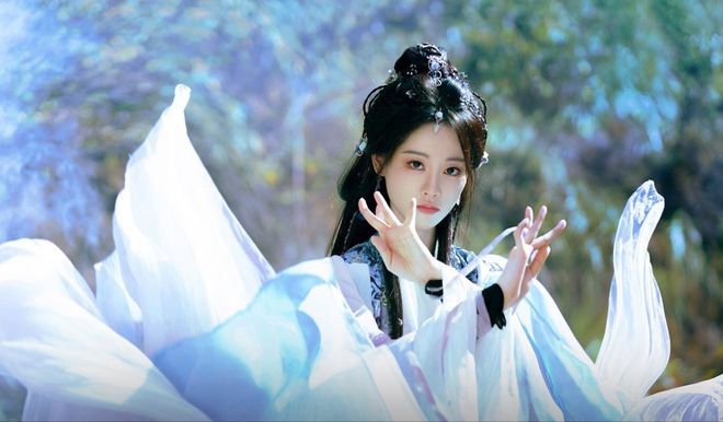 祝绪丹凭《永夜星河》大火！于正却cue：女配也上桌了？我只想找虞书欣插图1