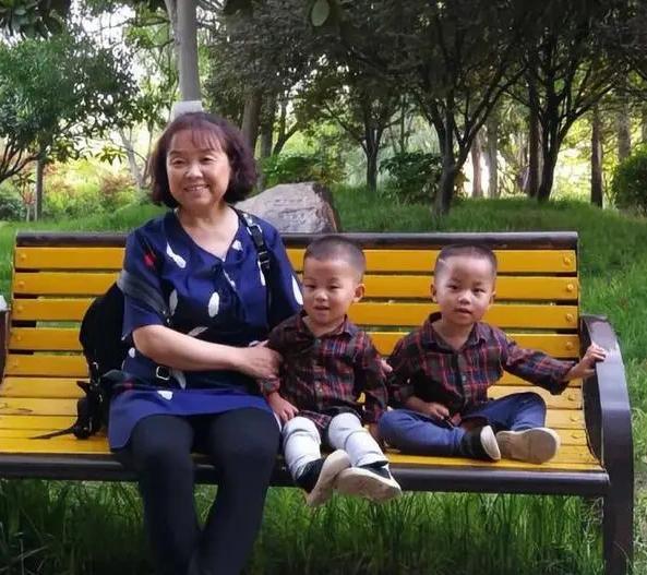 阿姨下定决心出走，结束新疆自驾游，月底正式离婚插图1