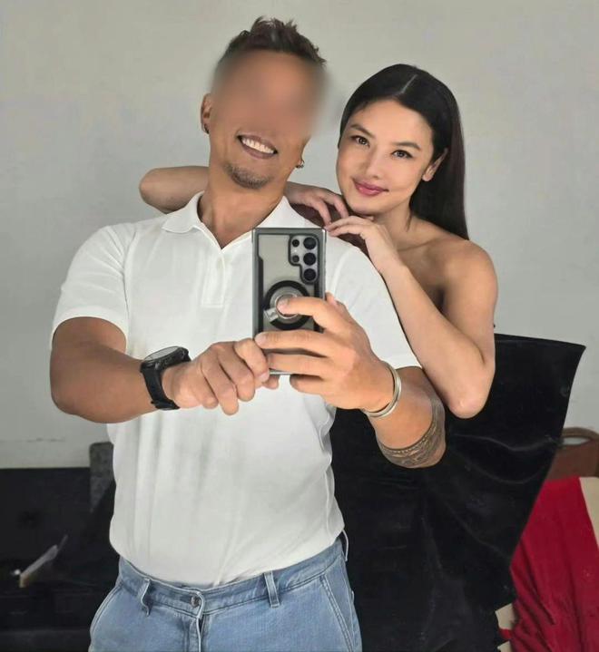 44岁乐基儿近照出炉，颜值在线不显老，和肌肉男亲密照引讨论插图2