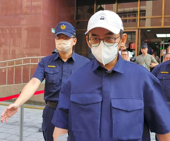 黄子佼案最新进展：被判8个月，还得交10万罚款插图1