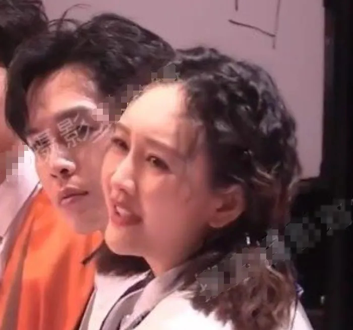 42岁的王鸥看起来更温柔了，生完女儿不到一年颜值恢复，满满妈妈范儿获赞插图