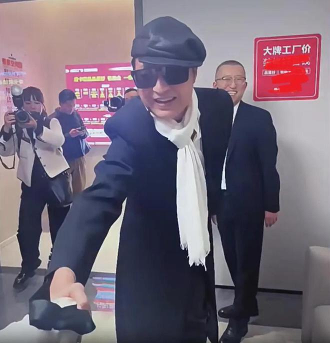 62岁马景涛重庆捞金，发福模样被网友调侃像农民大哥插图1