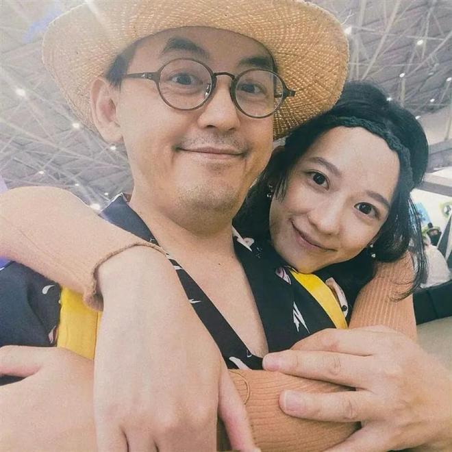 黄子佼的事儿曝光了！买的视频都分类了，说是减压用的插图2
