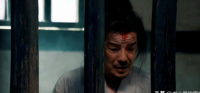萧逸水这个反派真惨：初恋成了别人老婆，情敌反倒帮了他，自己却进了局子！插图