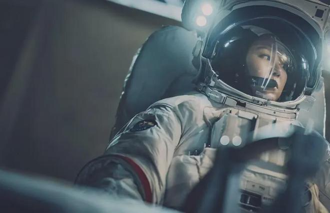 2025，跟着那1%的奇葩剧飞向宇宙的收视率···插图