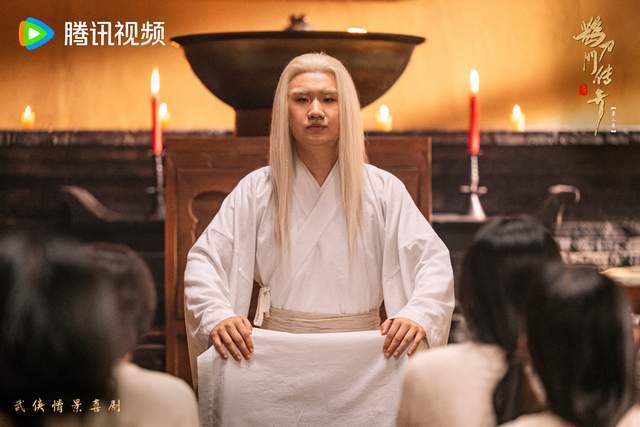 腾讯又放大招了！这部剧才播28集就冲到全国收视第三，演员演技太抢眼插图1
