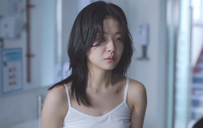 女神新剧一集就火，尺度有点嗨！插图1