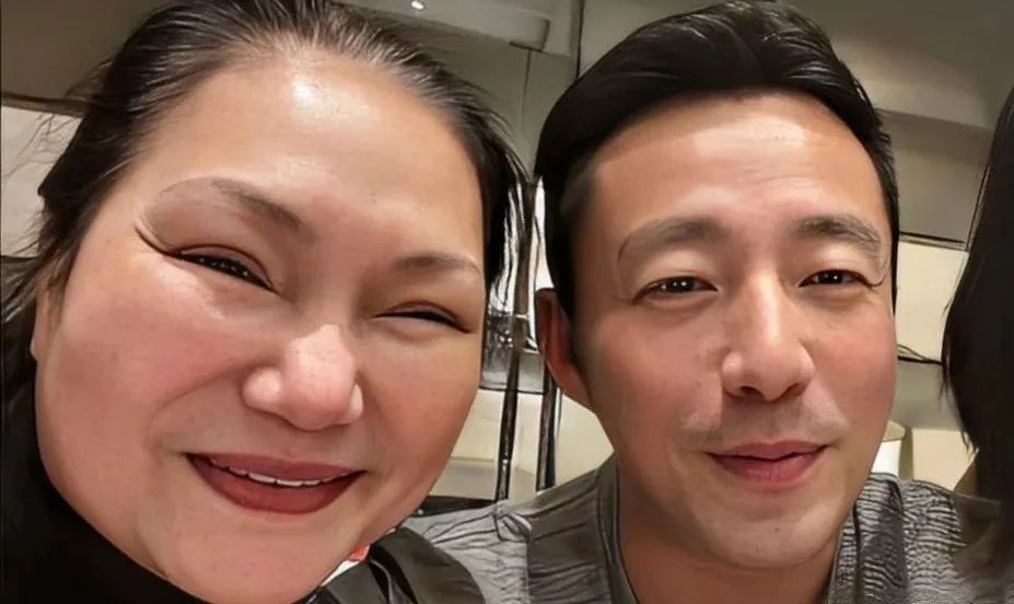 汪小菲和马筱梅在北京吃高档法餐被碰到，看来争夺抚养权有点麻烦啊插图2