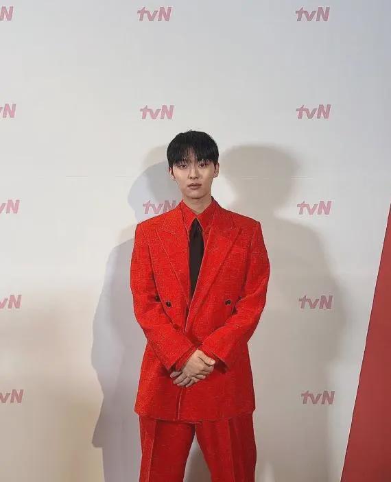 20多岁的韩剧男演员身高都超180，一个比一个高，全是大长腿插图