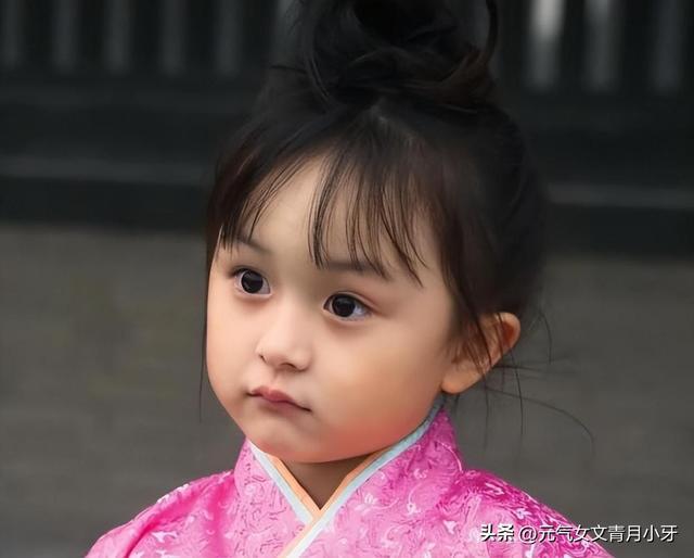 95后小花00后小花还没站稳，05后小花已经来抢地盘了插图