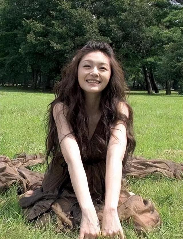 大S终于能安息了！价值千万的墓地环境超美，S家人也该放下了吧插图2