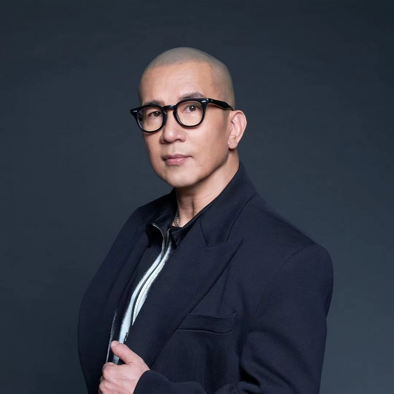 大S走了快一个月还没下葬，具俊晔又改主意了，想找个私人墓地安葬她插图2