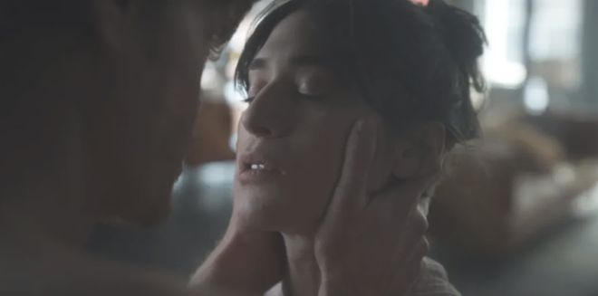 第一集就超带感，这部Netflix新剧真的可以看看插图