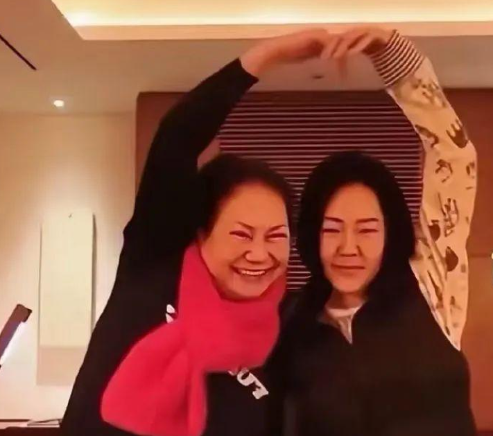 葛斯齐猛批S妈！大S的遗愿是放下恩怨，徐家却找汪小菲要750万插图