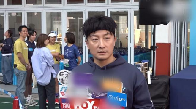 方力申结婚后第一次露面，说还不习惯叫老婆，正打算要孩子插图1