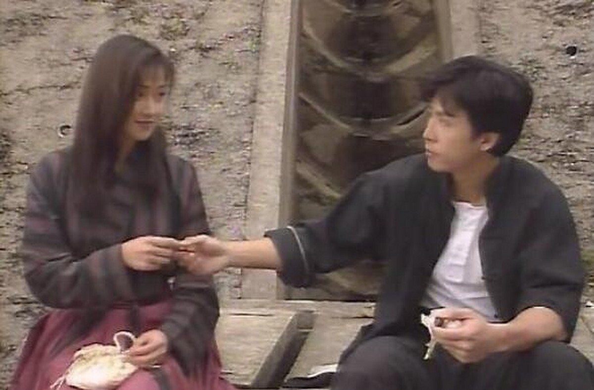 甄子丹夸小儿子帅又可爱，对前妻的儿子却只字不提，浪子回头才懂珍惜家人插图2