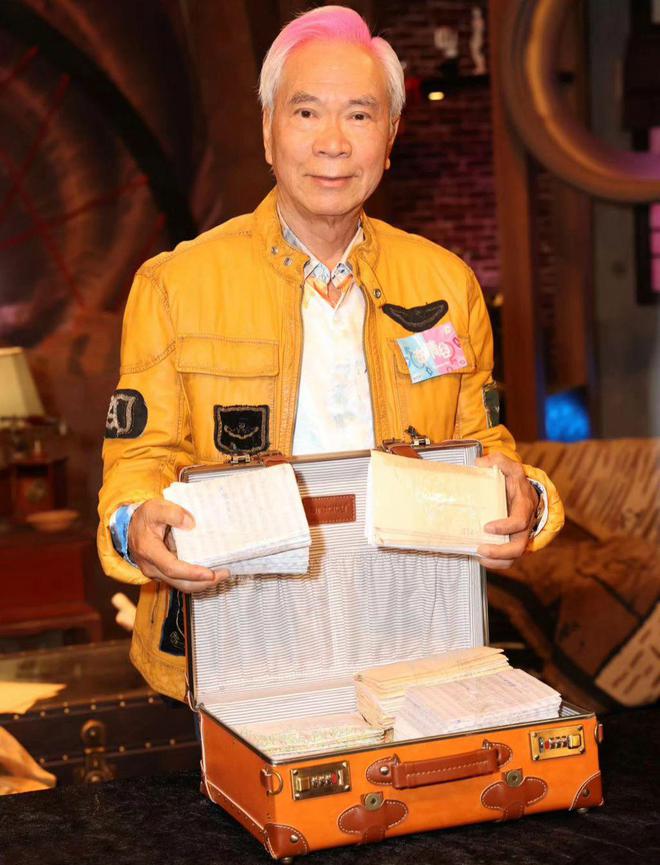 李龙基在监狱里求婚成功，晒出未婚妻写的400封情书，笑谈不介意别人说他们是爷孙恋插图1
