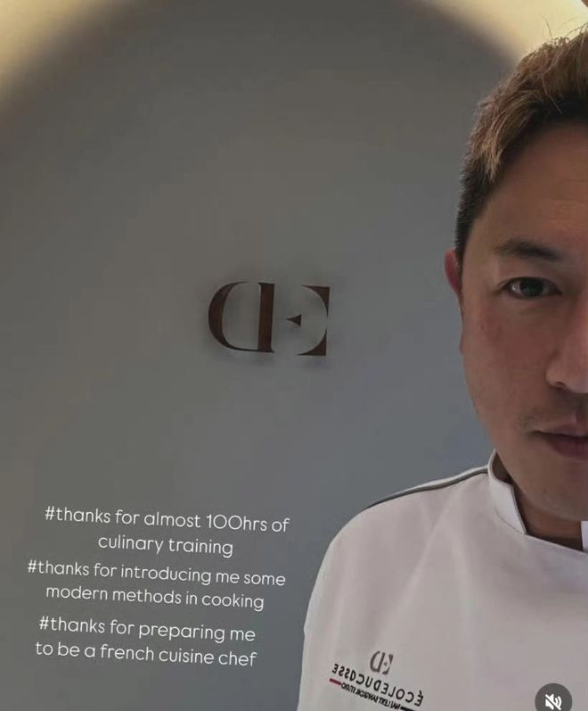 46岁陈键锋现状，泰国学厨艺拿了第一名，发福的样子差点没认出来插图
