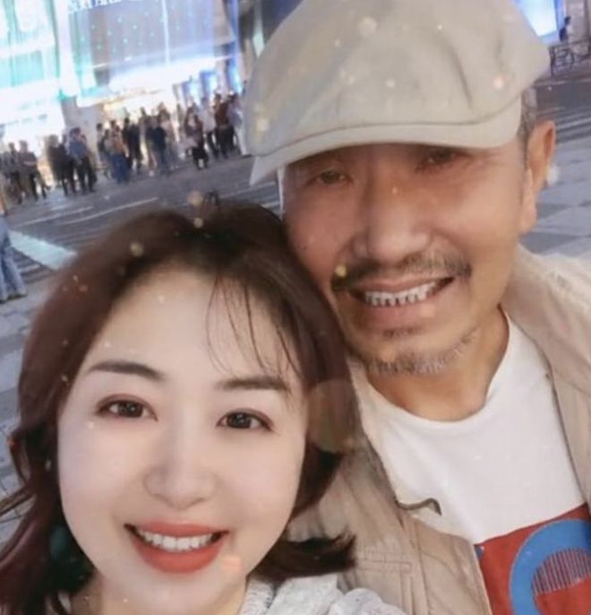 4岁定终身，40年没传过绯闻：杜源的爱情故事到底有多传奇？插图1