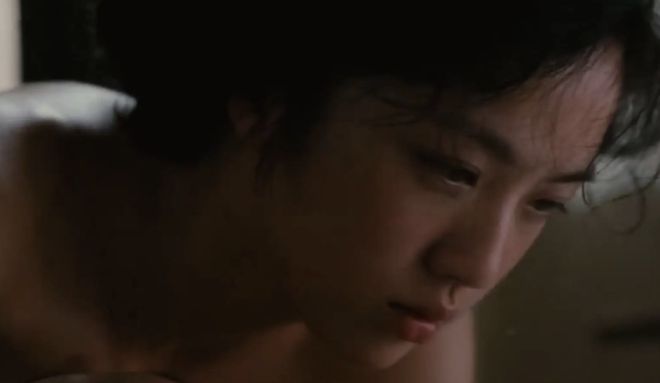 《色戒》过了18年，没想到汤唯又出大招了：44岁的她活成了娱乐圈的另类插图