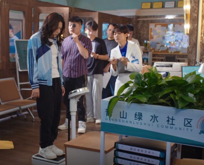 热度炸裂！全员狠角色，我敢说这部都市剧又要火遍全国了插图1